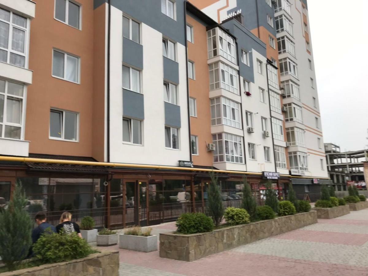 Luxury Apartments Melnyka 10 Iwano-Frankiwsk Zewnętrze zdjęcie